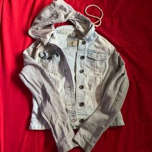 JEAN JACKET WITH DETACHABLE HOODIE